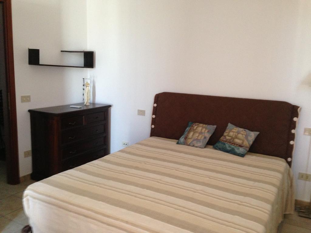 Residence Mareblu Barcellona-Pozzo di Gotto Pokoj fotografie