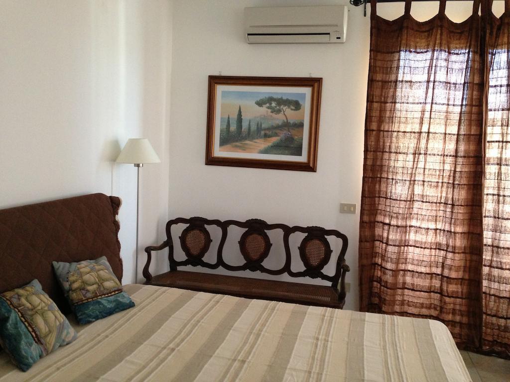 Residence Mareblu Barcellona-Pozzo di Gotto Pokoj fotografie